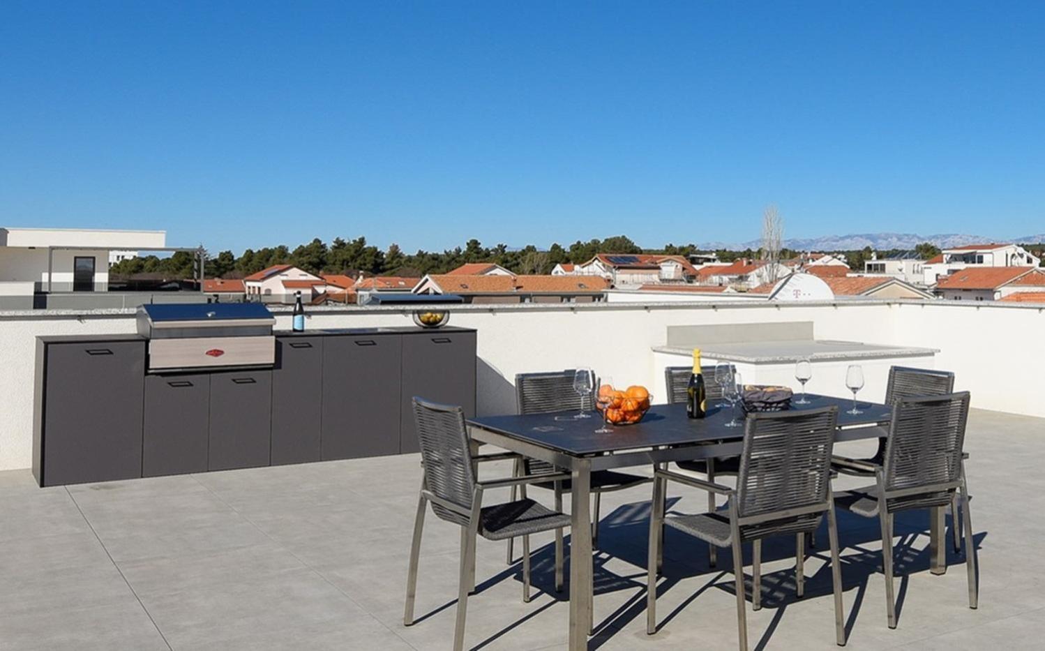 Fux Luxury Rooftop Terrace Jacuzzi & Bbq Задар Екстериор снимка